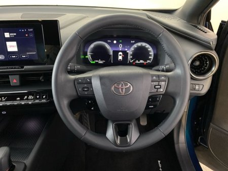 2025 Toyota C-HR - thumbnail 9