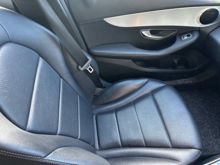 2016 Mercedes-Benz C Class - thumbnail 15