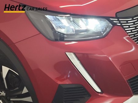 2023 Peugeot 2008 - thumbnail 7