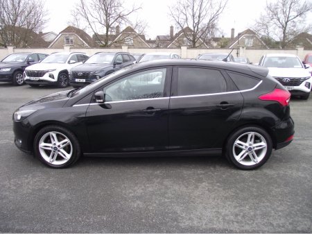 2018 Ford Focus - thumbnail 8