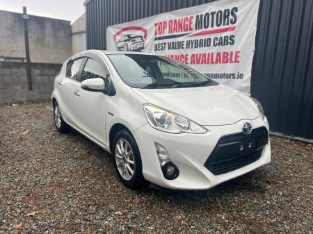 2016 Toyota Aqua  €9,999
