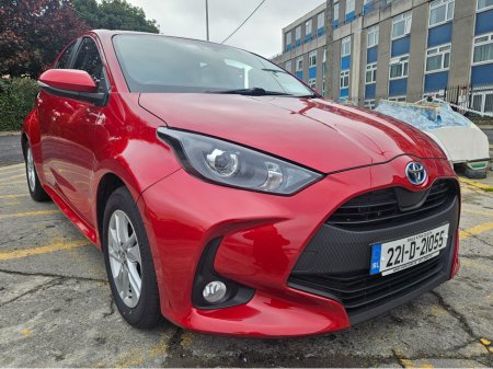 2022 Toyota Yaris HYBRID LUNA AUTO 4DR €17,450
