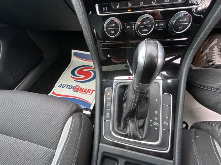 2017 Volkswagen Golf - thumbnail 24