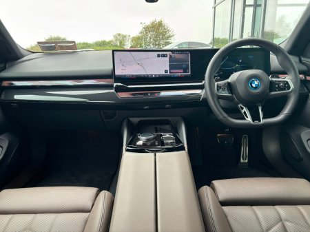 2025 BMW 5 Series 530e M Sport Auto €64,990 thumbnail