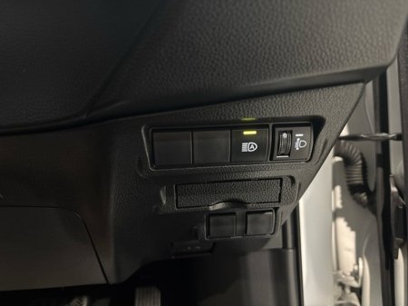 2024 Toyota Corolla Cross CROSS SPORT 1.8 HYBRID AUTO €37,750 thumbnail