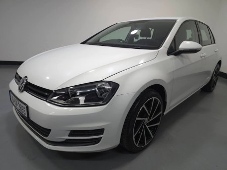 2015 Volkswagen Golf 1.2 TSI 5DR 110HP Trendline €12,950 thumbnail