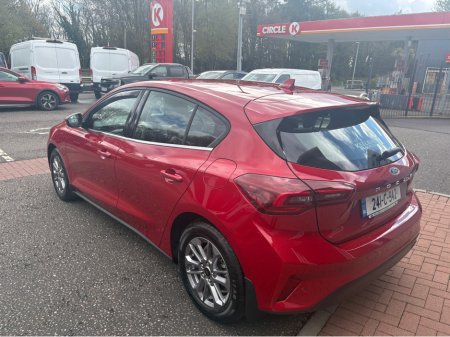 2024 Ford Focus - thumbnail 6