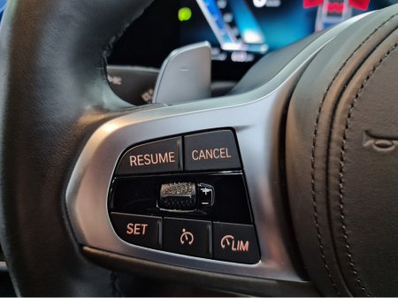 2023 BMW 3 Series 330E TOURING M SPORT (TECH PACK) AUTOMATIC **ONE OWNER / APPLE CARPLAY / CRUISE CONTROL / ELECTRIC BOOTLID / HEAD UP DISPLAY / HARMAN KARDON SOUND / REVERSE CAMERA / WIRELESS PHONE CHARGING** €39,900 thumbnail