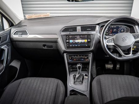 2023 Volkswagen Tiguan Allspace A7 Life 2.0tdi D7F 150 5DR AUT €39,750 thumbnail