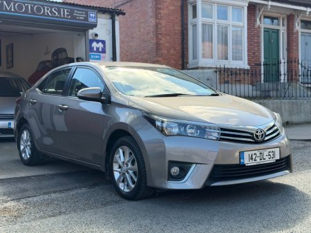 2014 Toyota Corolla - photo 2