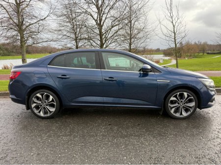 2020 Renault Megane ONE OWNER LOW MILEAGE SIGNATURE MODEL €14,950 thumbnail