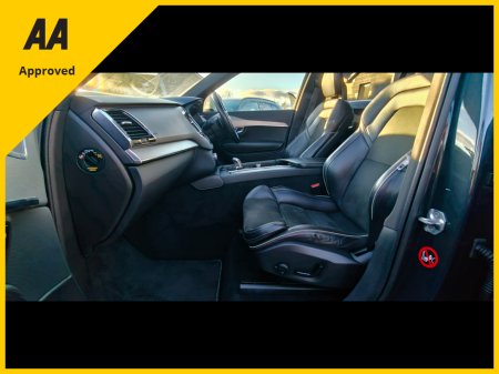 2017 Volvo XC90 2.0 TD T8 R-DESIGN TWIN E ENGINE 5DR AU €29,950 thumbnail