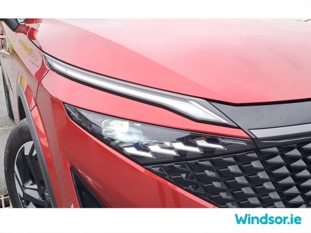 2025 Nissan Qashqai E-POWER SV €3000 Scrappage Offer €37,995 thumbnail