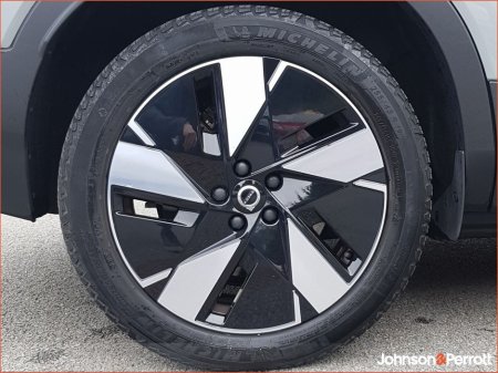 2024 Volvo XC40 - thumbnail 16