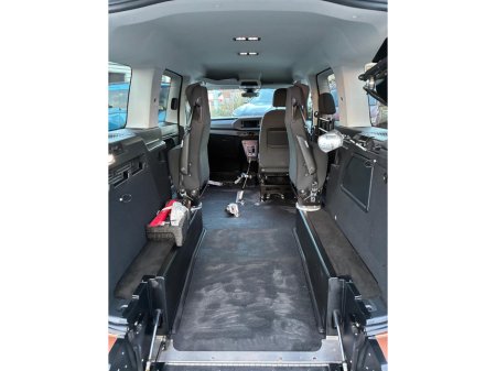 2023 Volkswagen Caddy - thumbnail 12