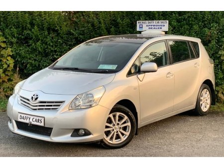2011 Toyota Verso 2.0 D-4D TR 5DR