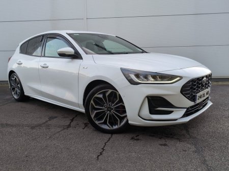 2024 Ford Focus - thumbnail 1