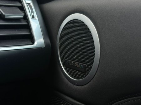 2024 Land Rover Discovery - thumbnail 18