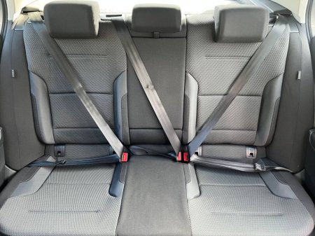 2014 Volkswagen Golf - thumbnail 12