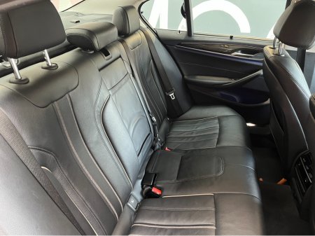 2018 BMW 5 Series - thumbnail 11