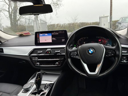 2021 BMW 5 Series - thumbnail 10