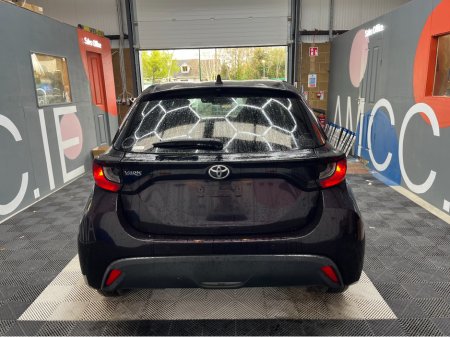 2020 Toyota Yaris - view 3