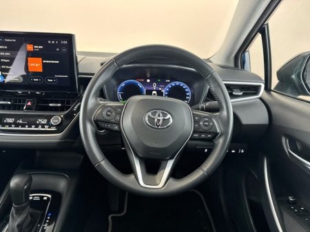 2024 Toyota Corolla HYBRID LUNA SALOON €27,950 thumbnail