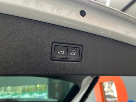 2019 Volkswagen Tiguan - thumbnail 9