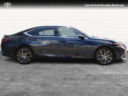 2023 Lexus ES 300 H Hybrid Dynamic €44,950 thumbnail