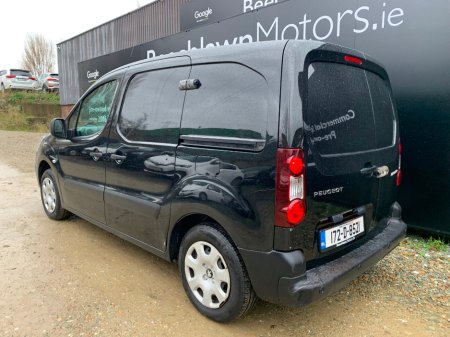 2017 Peugeot Partner 1.6 HDI 75BHP PROFESSIONAL 3 SEATER // PRICE EXCL. VAT // ONE OWNER // EXCELLENT SERVICE HISTORY // €6,463 thumbnail