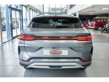 2025 BYD Seal U DM-I COMFORT €43,899 thumbnail