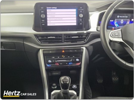 2024 Volkswagen T-Roc - thumbnail 14