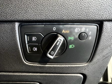 2017 Volkswagen Passat - thumbnail 11