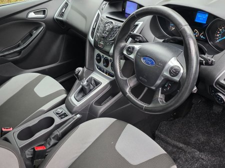 2012 Ford Focus - thumbnail 7