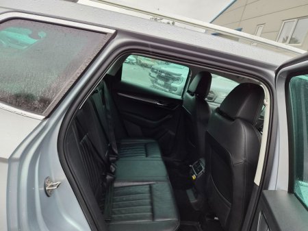 2020 Skoda Karoq - view 4