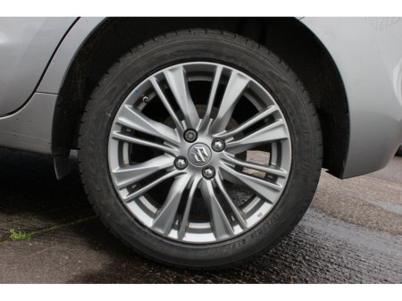 2016 Suzuki Baleno - thumbnail 5