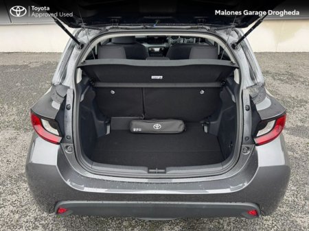 2025 Toyota Yaris - thumbnail 10