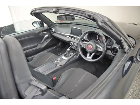 2019 Fiat 124 Spider 1.4 MULTIAIR TURBO 140BHP 6SPD RWD CONVERTIBLE CLASSICA €19,890 thumbnail