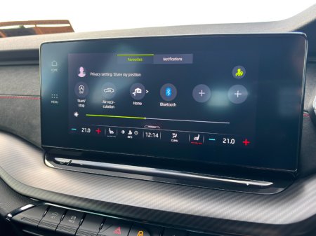 2022 Skoda Octavia vRS 2.0TDi DSG ESTATE 200HP €35,990 thumbnail