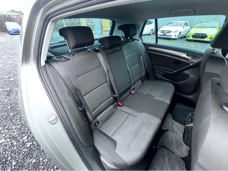 2018 Volkswagen Golf 2018 Volkswagen Golf 1.2 TSI Automatic €17,950 thumbnail