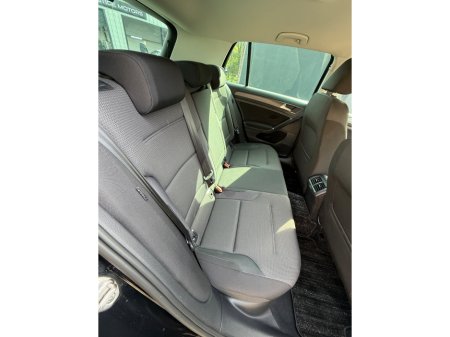 2018 Volkswagen Golf - thumbnail 17