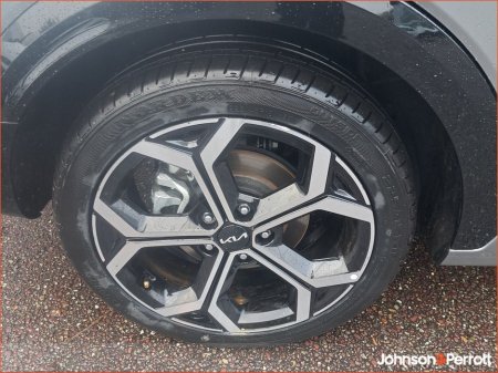 2025 Kia Niro Niro K3 HEV 3.9% APR available €35,900 thumbnail