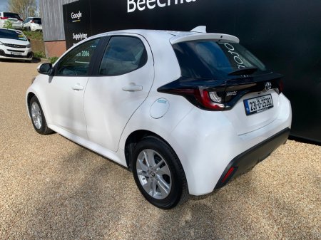 2023 Toyota Yaris - thumbnail 6