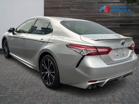 2019 Toyota Camry - thumbnail 3
