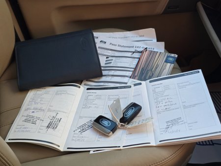 2014 Land Rover Discovery - thumbnail 44