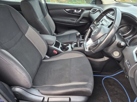 2018 Nissan Qashqai  €9,999 thumbnail