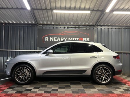 2017 Porsche Macan Macan S Diesel PDK €33,950 thumbnail