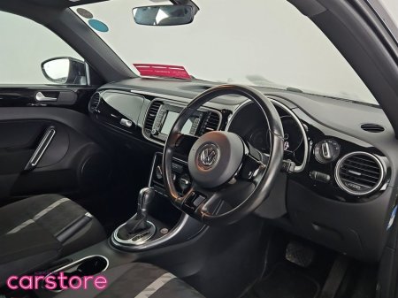 2017 Volkswagen Beetle - thumbnail 9