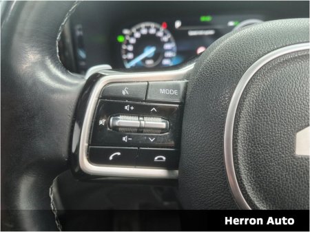 2022 Kia Sorento - thumbnail 13