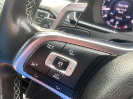 2017 Volkswagen Passat R-LINE PASSAT 2.0 TSI 2017 €19,995 thumbnail